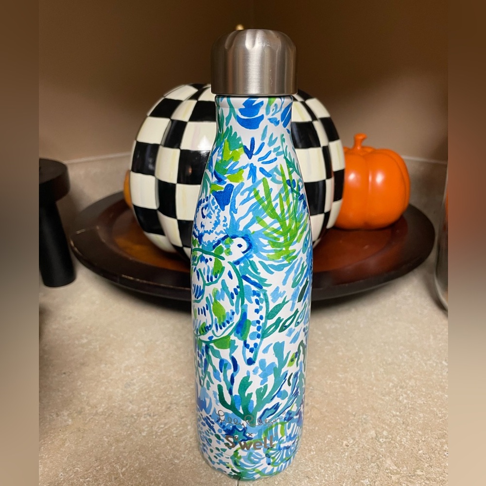 Lilly Pulitzer Blue and Green Water Bottle